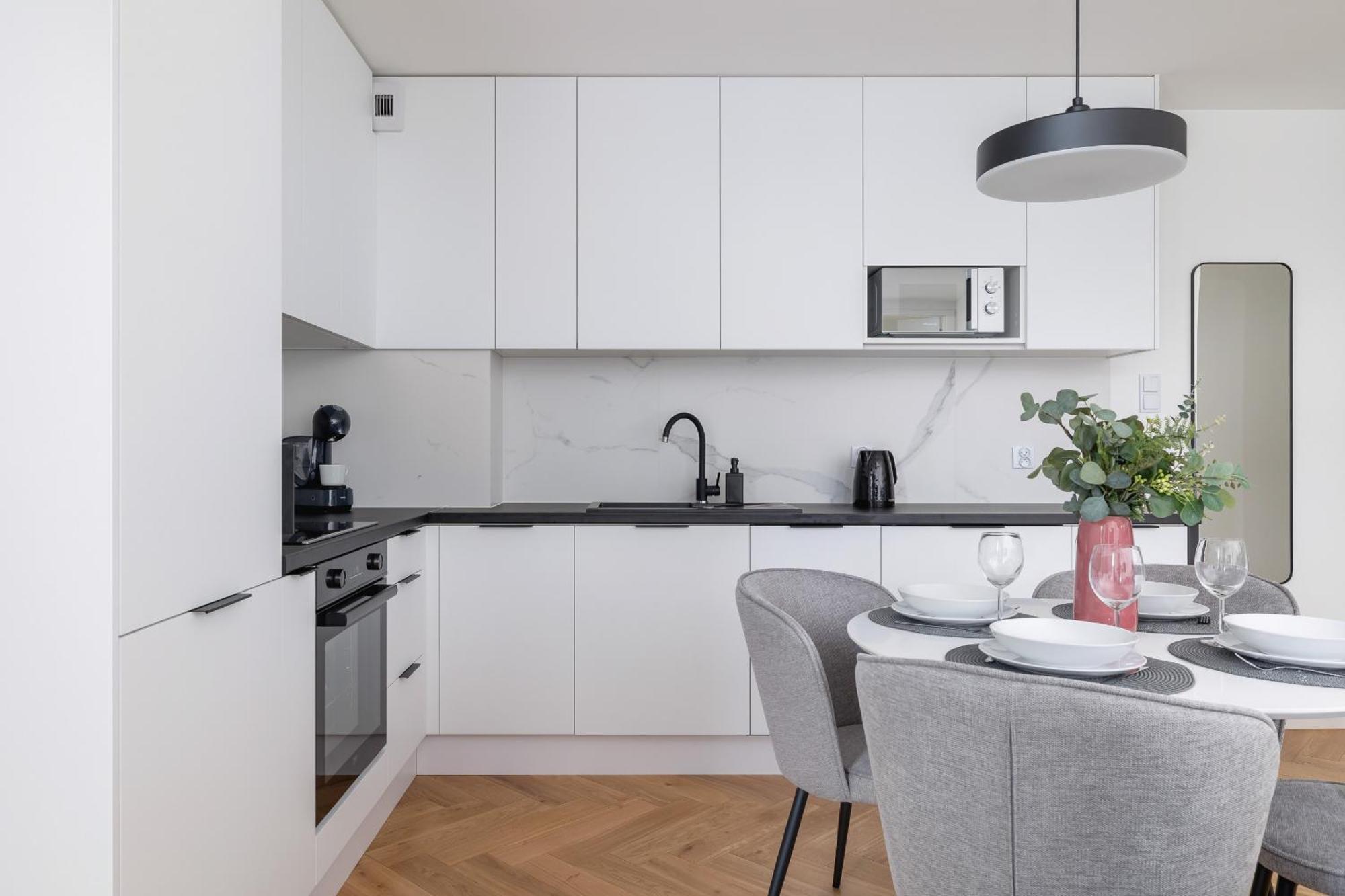 Lux Apartments Kosciuszki 39 With Parking By Renters Prestige クラクフ エクステリア 写真